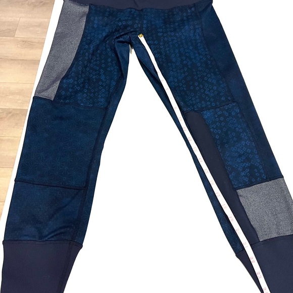 Lululemon pants size 10 EUC - Picture 4 of 7